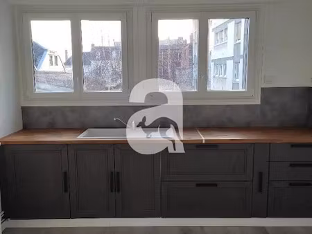 location appartement 3 pièces 75 m² à soissons (02200)  1 000 €