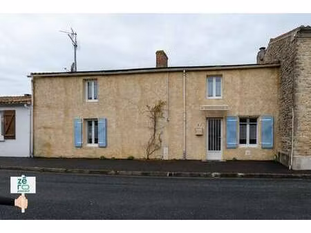 vente maison à saint-michel-en-l'herm (85580) : à vendre / 140m² saint-michel-en-l'herm