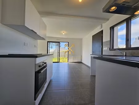 location maison 5 pièces 111.27 m² à kervignac (56700)  1 364 €