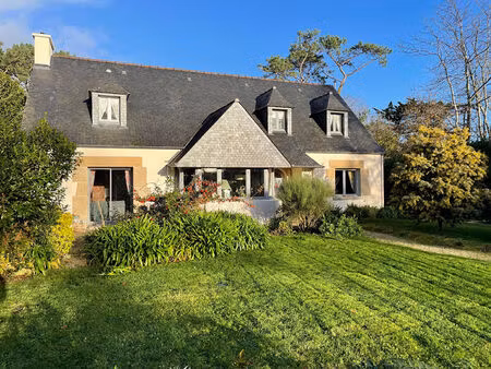 a vendre en exclusivite belle propriete carantec