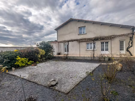 maison 2 logements  garage  dépéndances  jardin