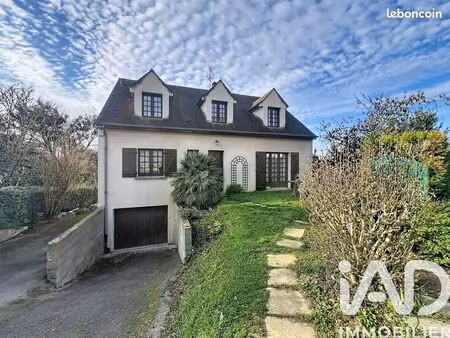 maison 9 pièces 155 m²