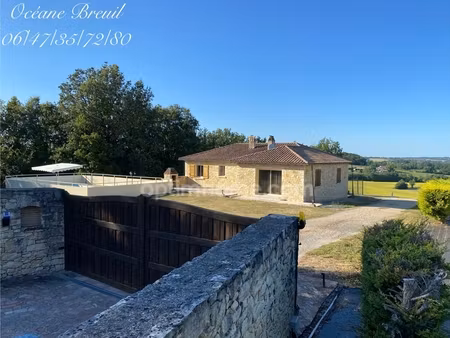 castillonnes (47330) - villa 5 pièces avec piscine sur 4.400 m2 de terrain