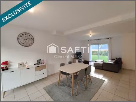 beau pavillon avec terrain !