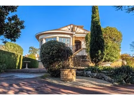 maison de 7 pièces de luxe en vente bron centre  france