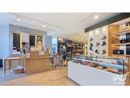 vente commerce 135 m² moulins (03000)