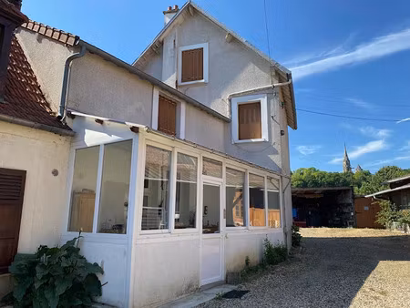 vente maison 6 pièces 121 m² à mont-notre-dame (02220)  147 000 €