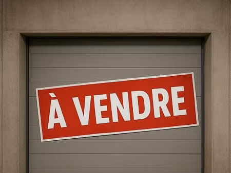 achat : parking (83600)