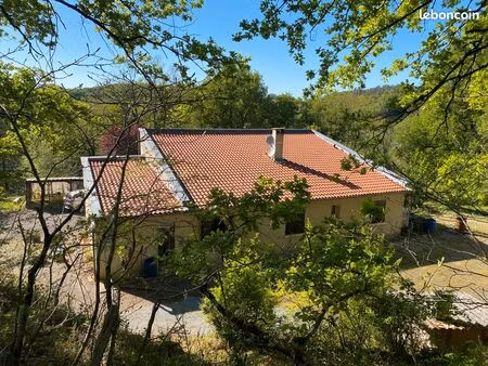maison des années 1975 dans un cadre naturel – 170 m² en pleine nature près d’albi  sur 1 