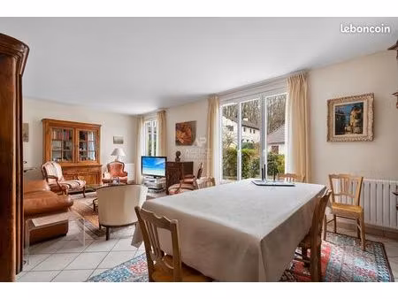 maison 6 pièces 153 m²