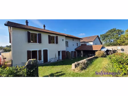 vente maison 11 pièces 255 m² à montferrat (38620)  250 000 €