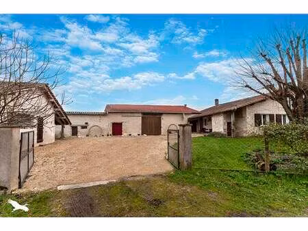 vente maison 6 pièces 161 m² petit-bersac (24600)