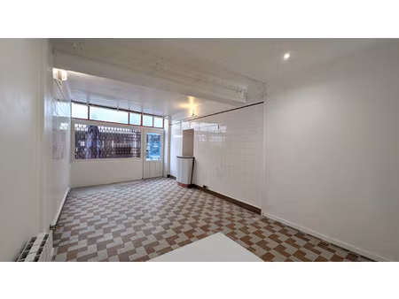 local professionnel à louer avallon 2 pièce(s) 40m2 550€/mois ht/hc