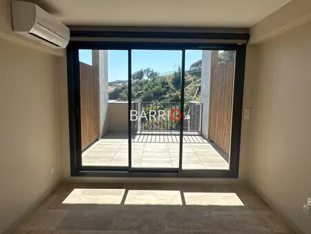 location appartement 1 pièces 26m2 collioure 66190 - 600 € - surface privée