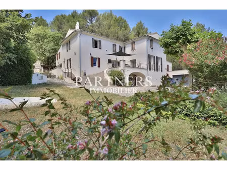 vente maison 11 pièces 357 m² à la destrousse (13112)  2 295 000 €