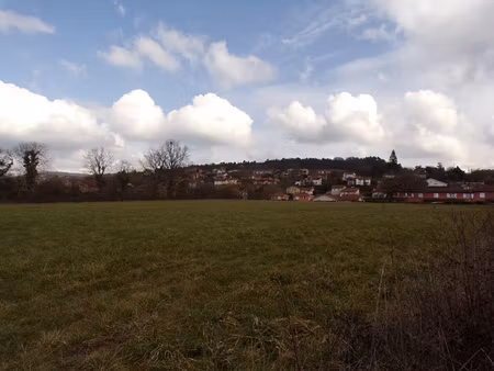 a vendre terrain constructible et viabilisé sur la commune d