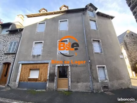 maison de ville 7 pièces 143 m²