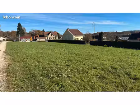 terrain 1315 m² lougres