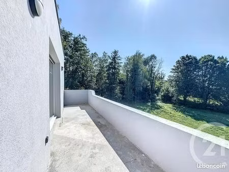 appartement 3 pièces 82 m²