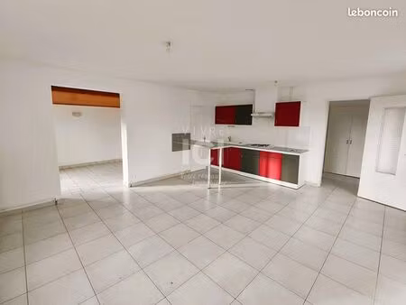 maison 3 pièces 81 m²