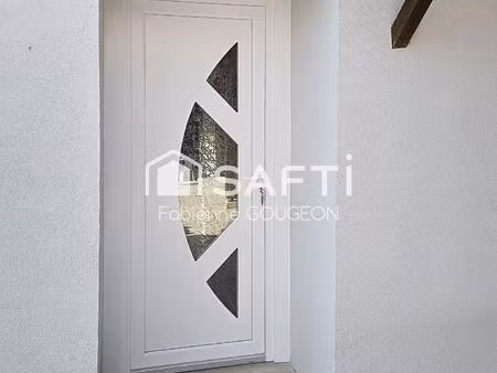 maison familiale trois chambres et un bureau