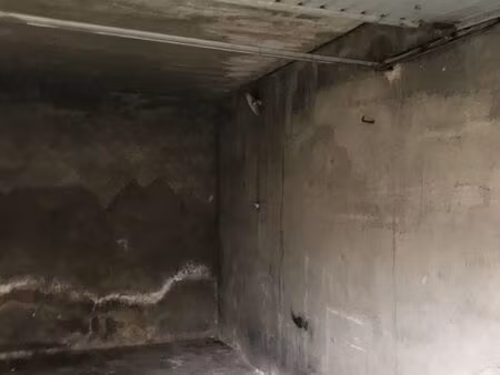 garage fermé à louer