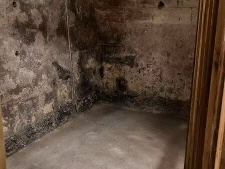 cave/box espace de stockage 7 5m2