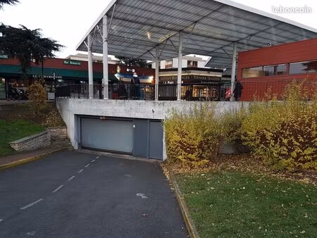 location place de parking