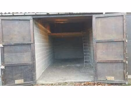 location garage box et parking à rennes arsenal - redon (35000) : à louer / 44m² rennes ar