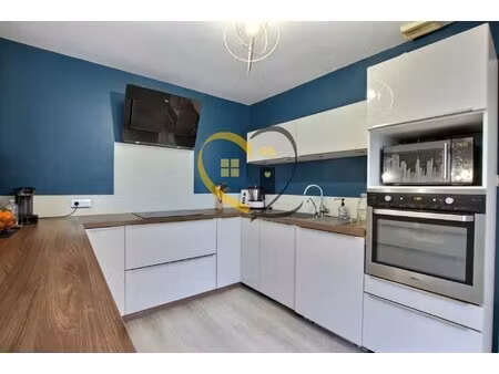 a vendre maison dans un hameau de vasselay