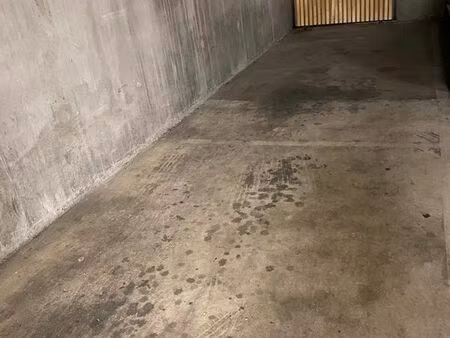 location parking fermé gare de cergy le haut