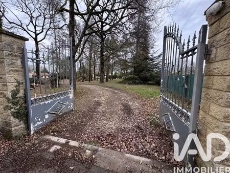 vente terrain 1 043 m²