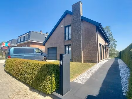 villa à louer à robert schuitenlaan 13 tervuren (rbu93042)