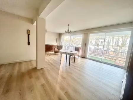 vente appartement 4 pièces 101 m² à saintes (17100)  181 000 €