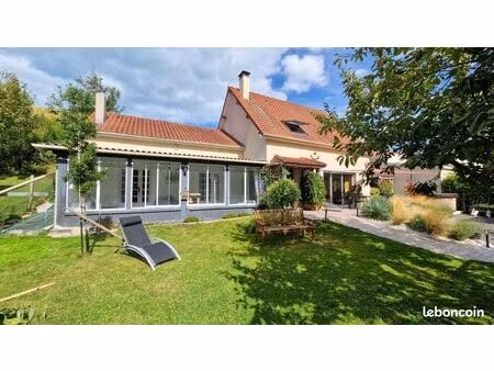 maison 6 pièces 143 m²