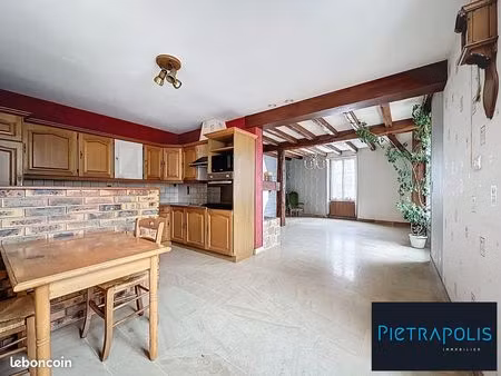 ferme 8 pièces 200 m²