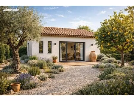 maison 50 m² saignon