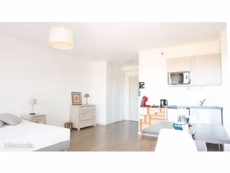 studio meublé 35m² résidence zenao yzeure