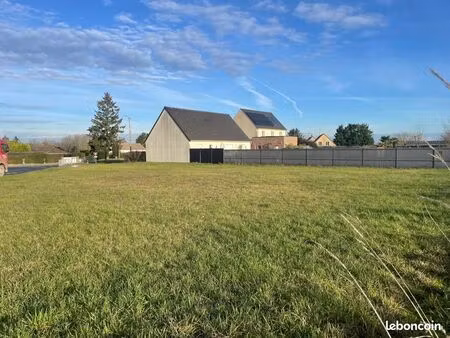 terrain 898 m² ribemont