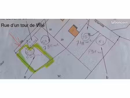 terrain constructible viabilisé et borné : lot numéro 49 : 1182 m2
