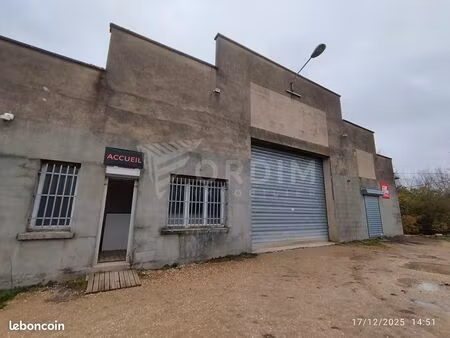 local 275 m² appoigny