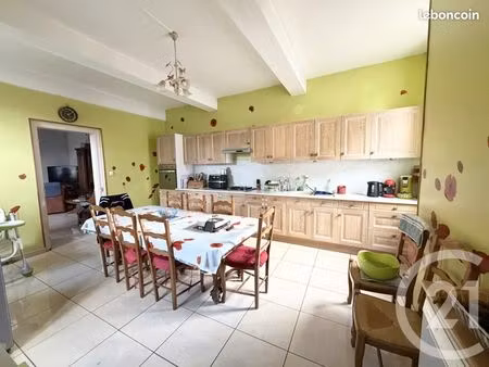 maison 6 pièces 144 m²