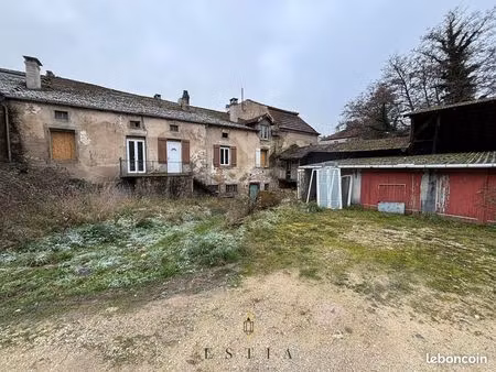 maison 13 pièces 311 m²