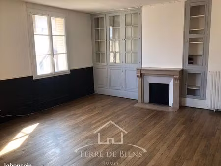 appartement 3 pièces 98 m²