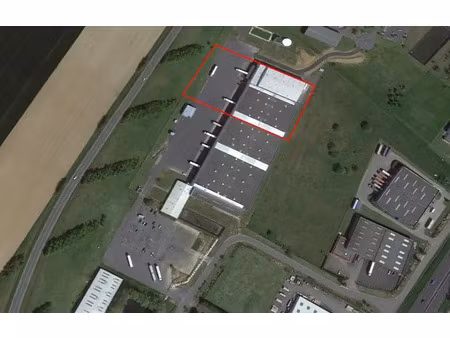 2 cellules logistiques à louer