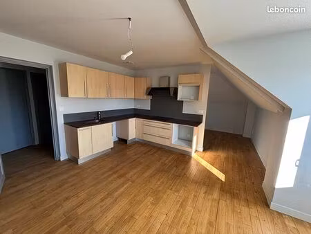 appartement 3 pièces 67 m²