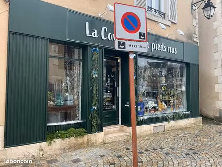 reprise de bail commercial d'un local charmant en plein coeur de ville dans l'indre