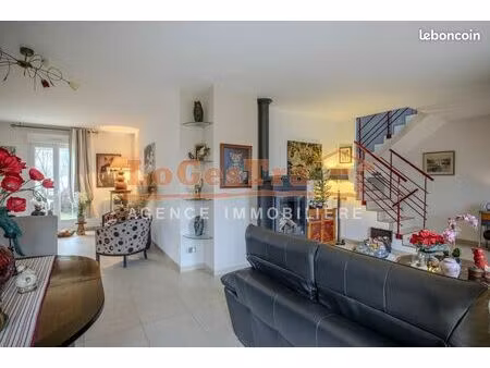 maison 6 pièces 150 m²