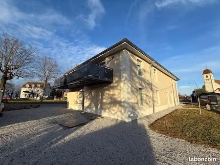 plateau à aménager centre village