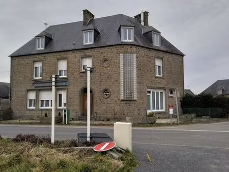 propriété 12 pièces 200 m²